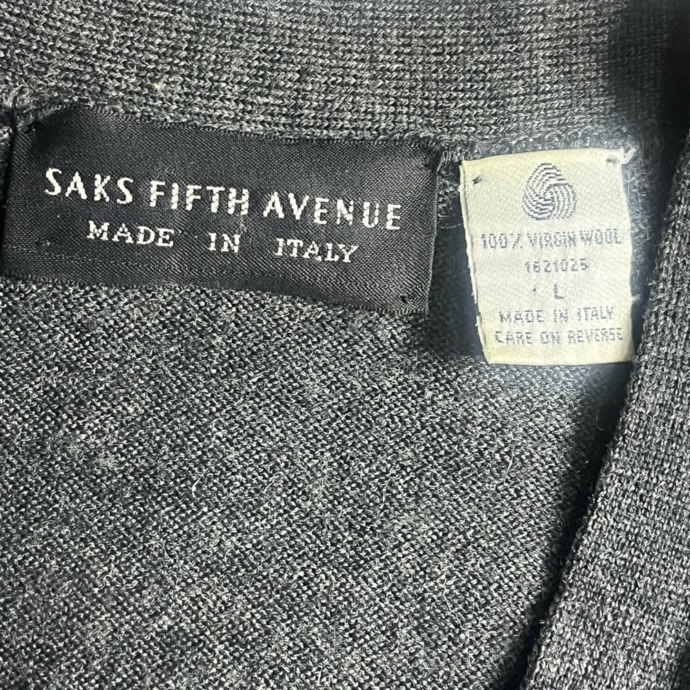 Saks Fifth Avenue Gray 100% virgin Wool Italy Button Down Seater Vest Size L
